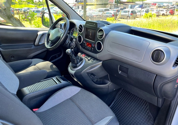 Peugeot Partner cena 39900 przebieg: 75000, rok produkcji 2016 z Pogorzela małe 121